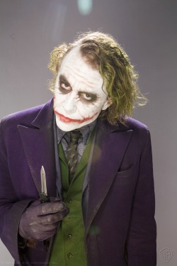 Great Promo Photos of Heath Ledger as The Joker