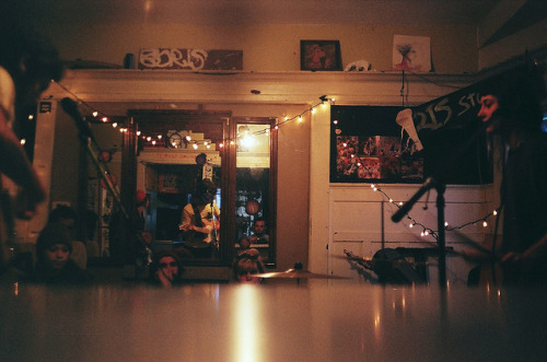 farfelus:  sans titre by Slow DIve on Flickr. 