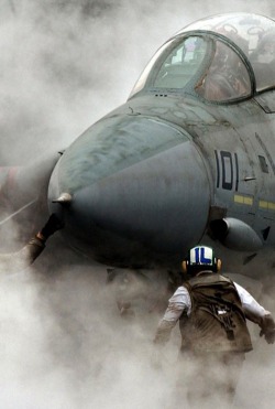 aguysmind:  This is not an Air Force jet, please don’t tag it as one.  This is a beautiful and extremely missed Navy F-14 Tomcat preparing to takeoff from a US carrier.