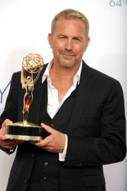 Chaoticweeds:  Kevin Costner Is A Sexy Older Man…Mmhmm