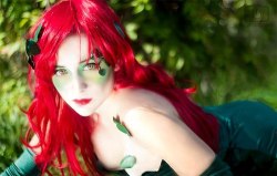 comicbookcosplay:  Poison Ivy 