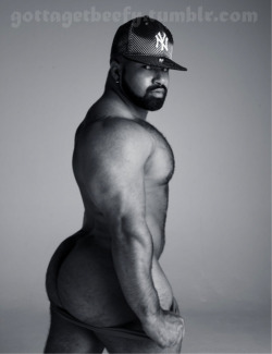 blazenu:  gottagetbeefy:  NY Fitted - Beefy