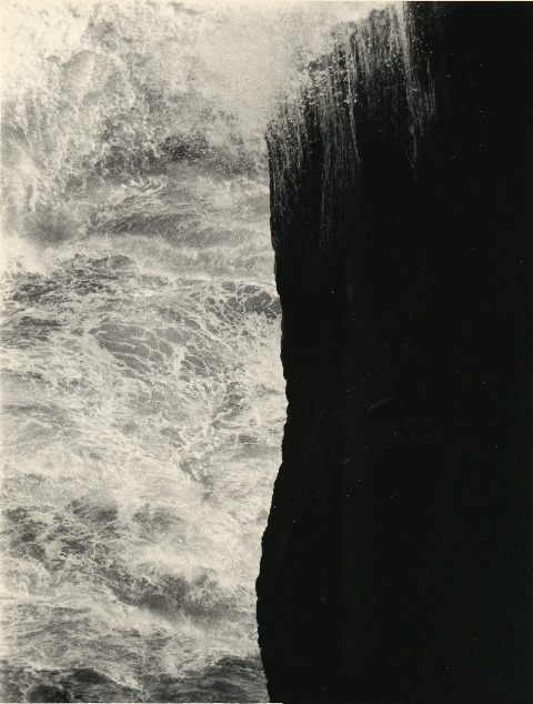 Unsettling BeautyMasao Yamamoto