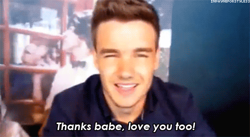 pimpmypayne:   Fan: “Liam I love you so much”  THAT WAS THE CUTEST WINK I’VE EVER WITNESSED 