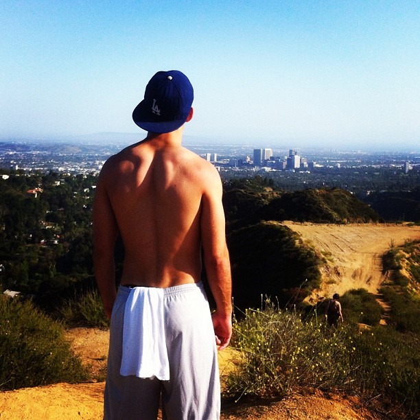 boyzoo:  Dez Duron is back on The Voice ;)