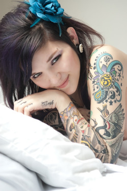 Ohmygodbeautifulbitches:  Jenny Von Rose    Cute. ♥