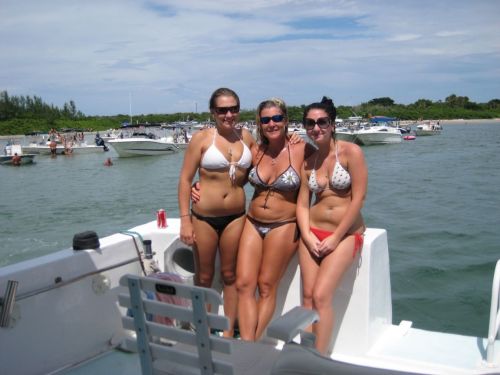 Cruise Ship Hotties