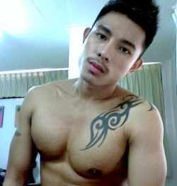 asianmilkman:  asianmusclefetish:  Original post: http://asianmusclefetish.tumblr.com/  I know that look, sweety! Okay, i promise you’ll be well-cummed. You look cuter, i guarantee.#nomnom :9