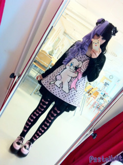 pastelbat:  (Took a better pic ;v;) Outfit rundown ♪(´ε｀ ) Wig:gothiclolitawigs Ribbons:handmade by me Sweater: banana fish Skirt:Liz Lisa  Tights:angelic pretty Shoes: Tuk