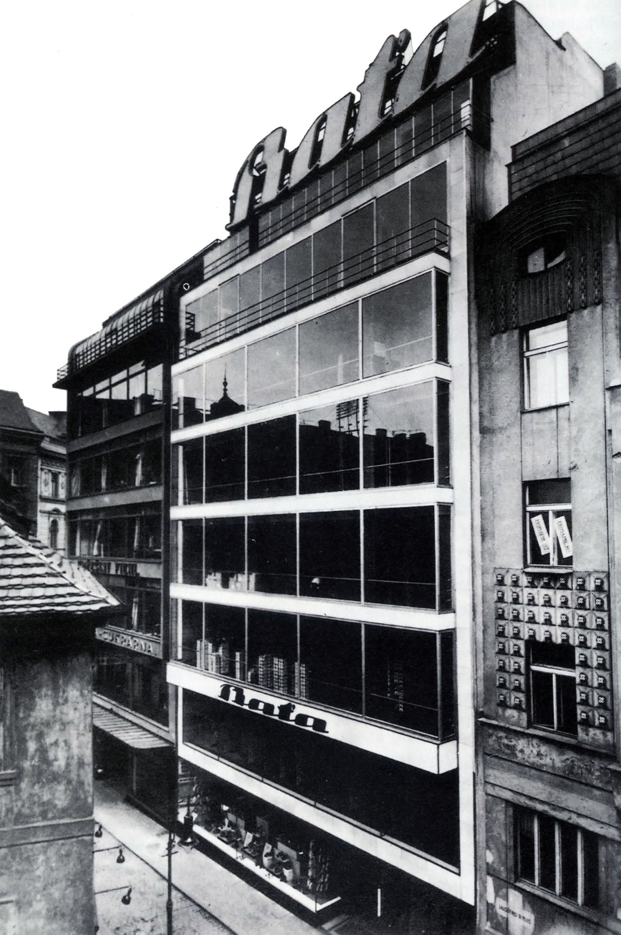 wmud:  ludvik kysela - bat’a department store, prague, 1929-30 