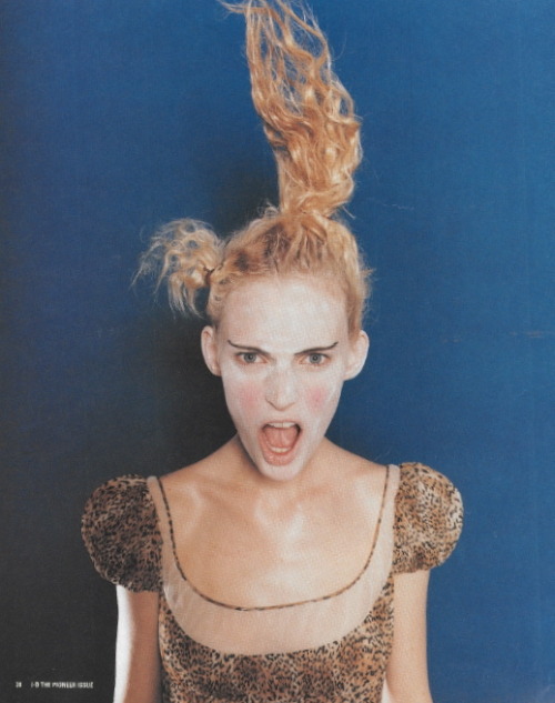witchesandslippersandhoods:  Givenchy HC by John Galliano, photographed by Annette Aurell for i-D, September 1996