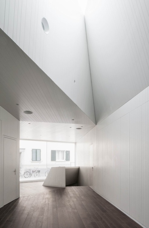 letsbepragmatic:  stxxz:  by Frei + Saarinen Architekten   