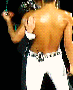 soyogi-island: now this is fanservice 