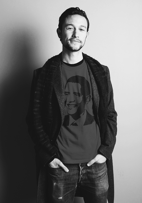 sunshinewithfitturtles:  Insanely attractive AND voting for Obama? 