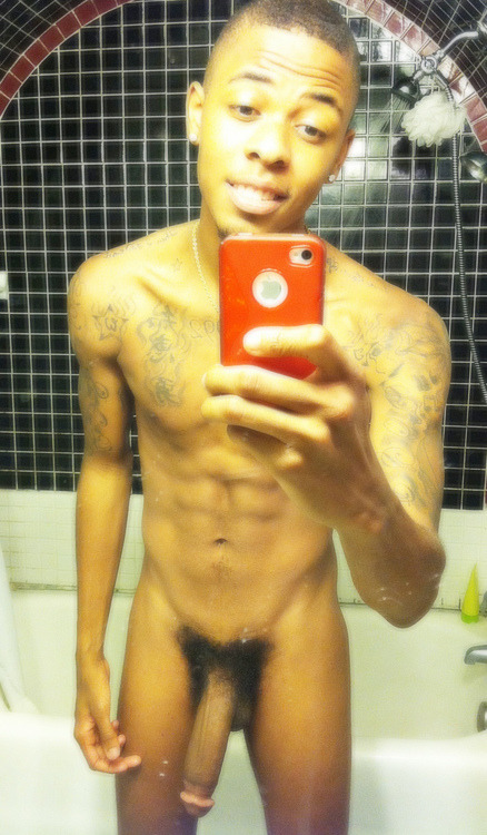 cjcapri25:  southerntrade:  TOP GUN TUESDAY  Soooo many cute dickk :D 