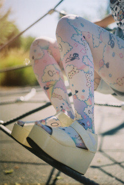 milkbbi:  my fav photo of the NEW MILKBBI TIGHTS!! ~ buy em in the shop or browse the photo collection  ♥ shop: http://shop.milkbbi.com/ | photos: http://milkbbi.com/aw12.html ♥ 