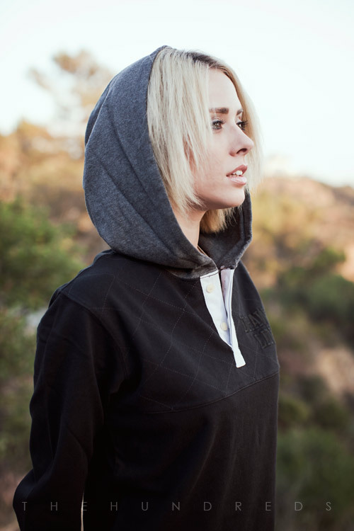 zombiecaptain:  Alysha Nett 