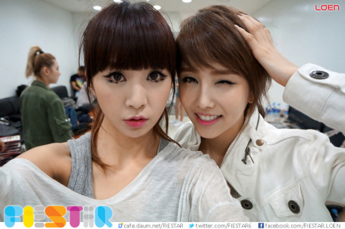 lets-fiestar:Linzy and Cao lu