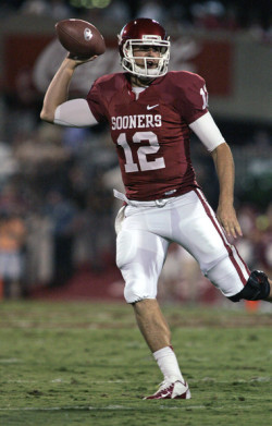 soonersblog:  Video: Landry Jones Weekly Press Conference - Click Here  Sooners are pounding texas ass right now.