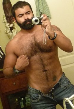 HAIRY MEN