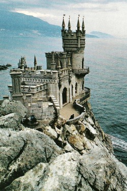 vintagenatgeographic:  Neo-gothic castle on the Black Sea in Ukraine National Geographic | May 1987 