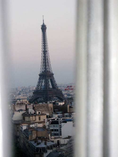 dearscience:  by arabesques  paris looks ghetto