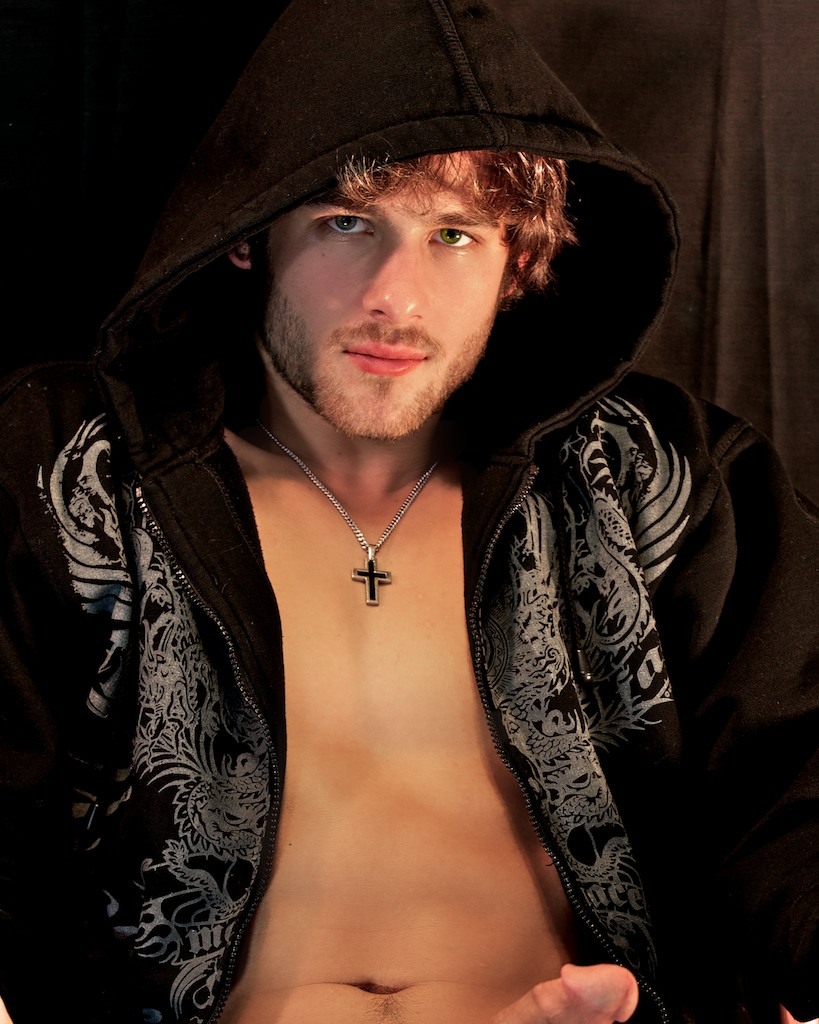 flood-shadow-in-zoo:  Quinn Christopher Jaxon 