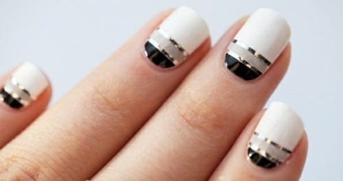 vagueism:  chanel-and-vogue:  more fashion here. i follow back similar blogs ♡