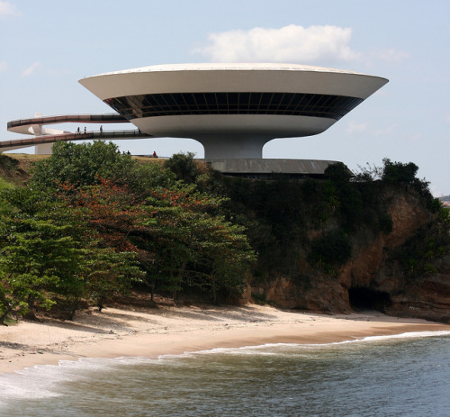 travelingcolors:Niterói Contemporary Art Museum by Oscar Niemeyer | Brazil (by Javier Ortega Figueir