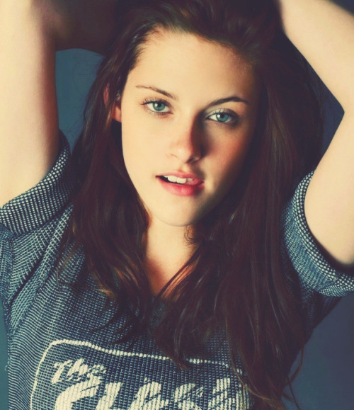 alyssaannee:  missdontcare-x:  Kstew. The porn pictures