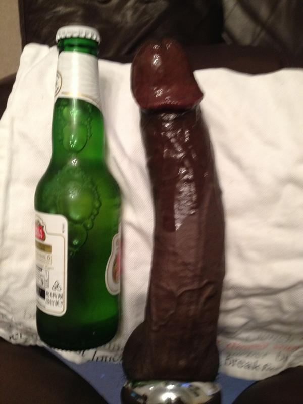 yafavbitchrightchere:  blkass:  http://blkass.tumblr.com Full length movies: http://goo.gl/yA9cV