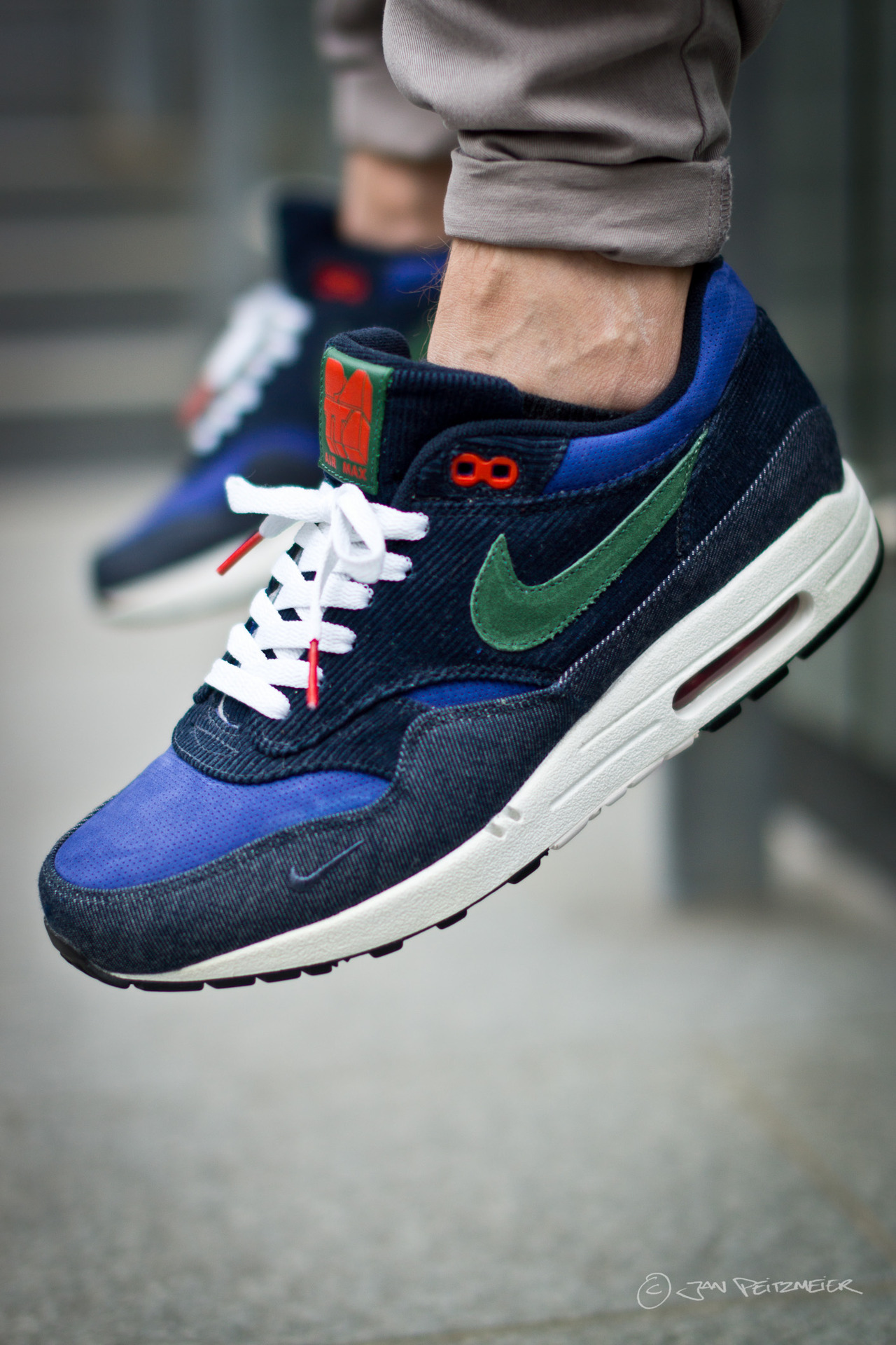 Patta x Nike Air Max 1 - Blue Denim Corduroy – Sweetsoles – Sneakers