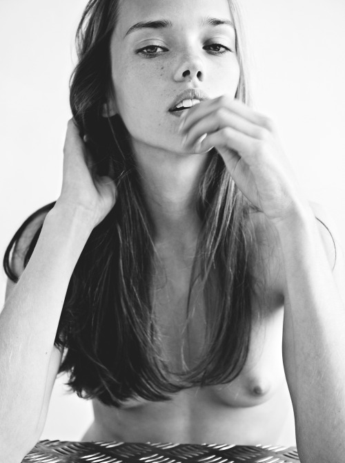 michaelrecycles:  sheisglorious:/(via Karin Lundin - Fashion) 