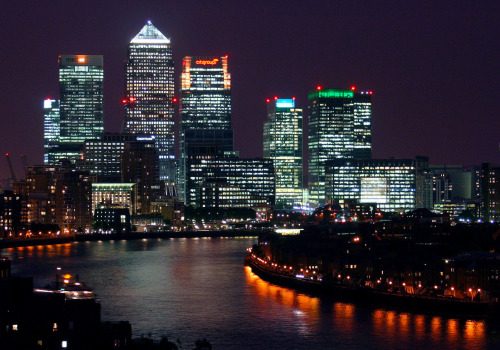 Canary Wharf skyline at night