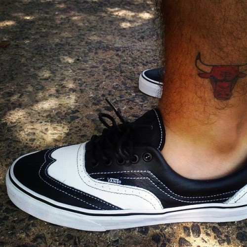 eddiepipocas:  Vans Era Wingtip (Tirada com o Instagram) 
