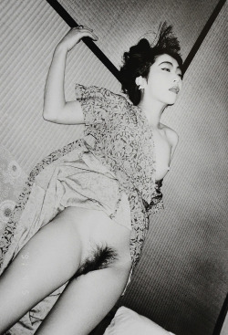 pjmix:  Nobuyoshi Araki (via Nobuyoshi Araki