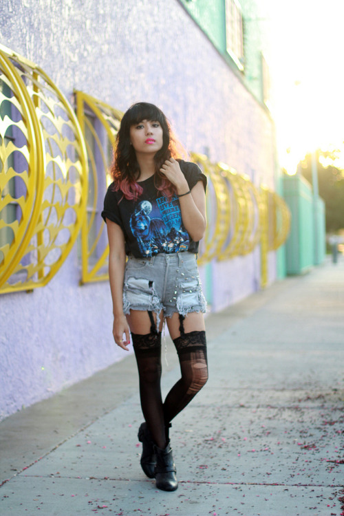 (via JoellenLove: TARTE VINTAGE FALL LOOKS)