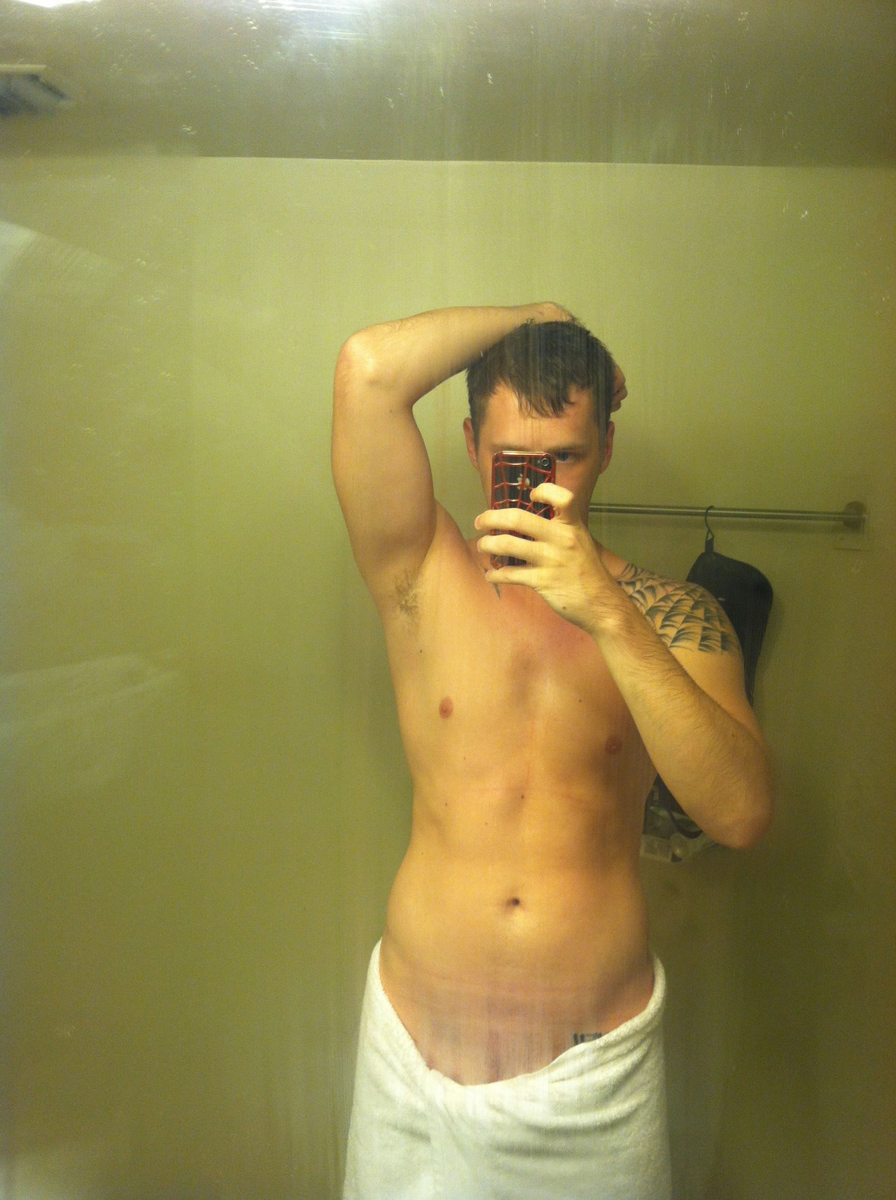 prinzuli8:  (via Guys with iPhones) (via Guys with iPhones) (via Guys with iPhones)