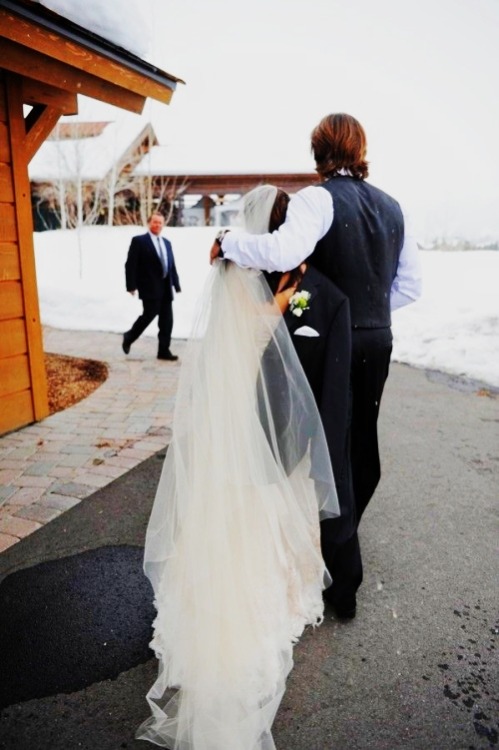 holdmesam:  Jared & Genevieve Wedding Spam [3/12]