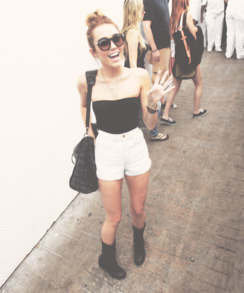Lovatics & Smilers