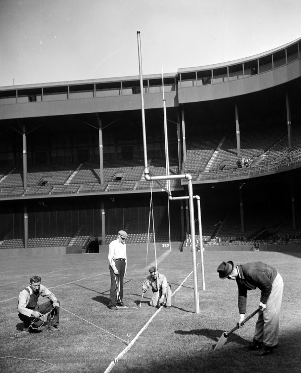 When Reggie and the Swingin' A's fought in the visiting clubhouse at Tiger  Stadium - Vintage Detroit Collection