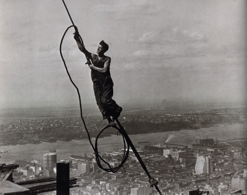 Lewis Hine - Empire State Building, 1930-31. adult photos