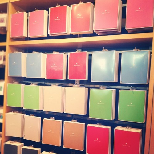 Fun fact: @SachsJess’ dad Jim is on the patent for the iPad smart cover (Taken with Instagram at Apple Company Store)