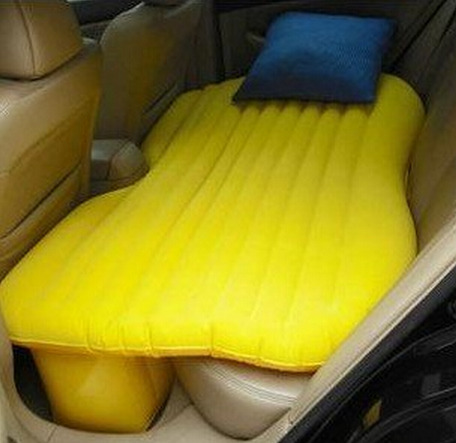 polygl0t:laughingsquid:Backseat Air Mattresses For CarsGimme