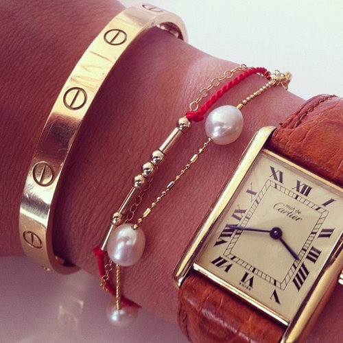 fashion-plate:  caroliniz:  double cartierrrr  I really want a cartier braclete