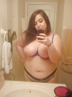 stacy42g:  biggiesandpiggies:  Lovely confident