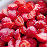 stronghealthyconfidence:  ugh strawberries  