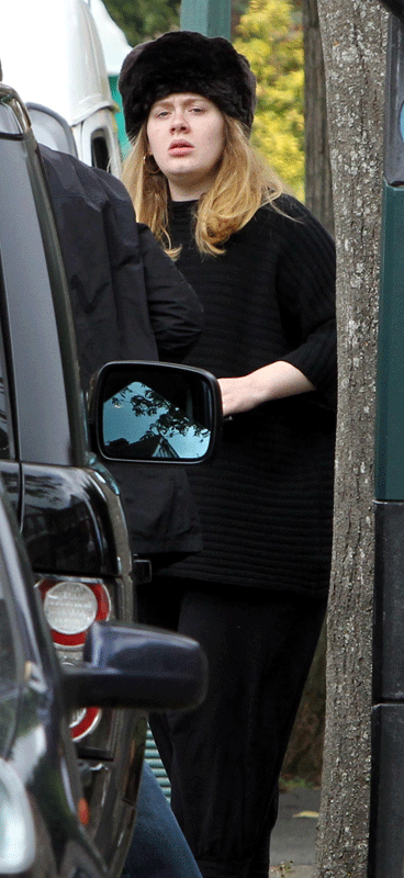 adelexlondon:  27 September - Adele &amp; Simon Konecki out in West Sussex,