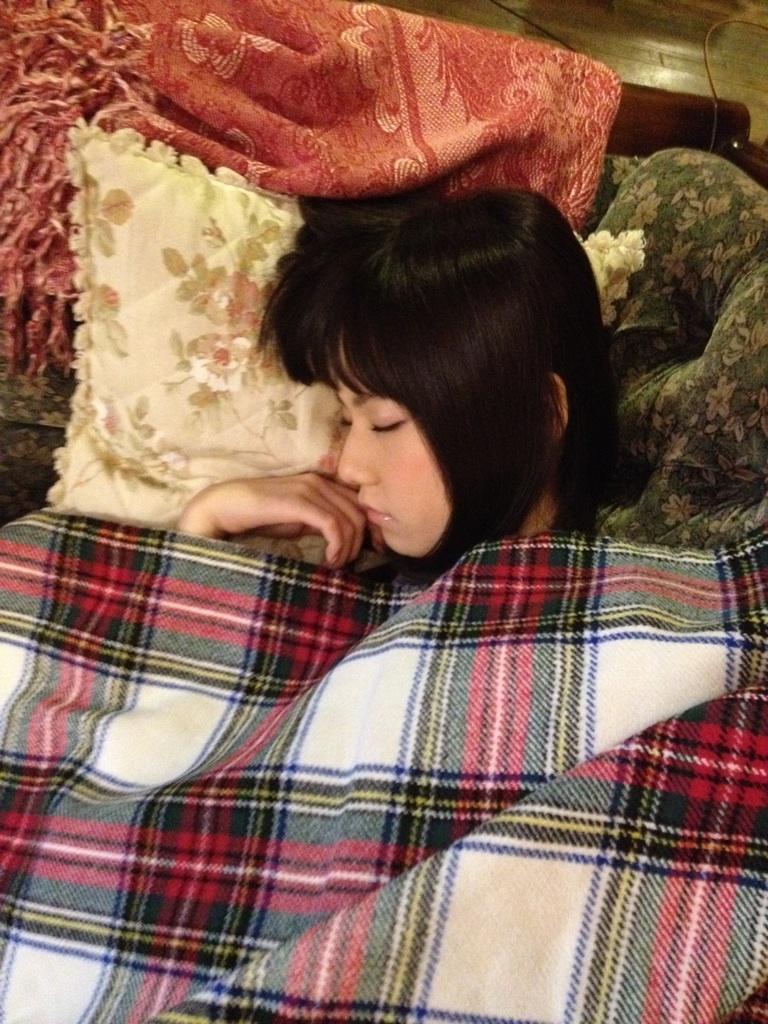 team4-ever:  篠田麻里子 ‏@mariko_dayo 一日ハードなぱるる( *｀ω´)
