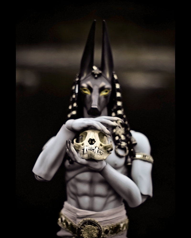 1earth4corners:  aniusmagick:  Let me look into your eyes by Purplejackdaw  Wow.